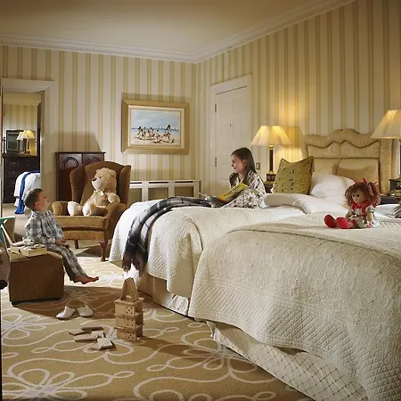 Отель Royal 4*