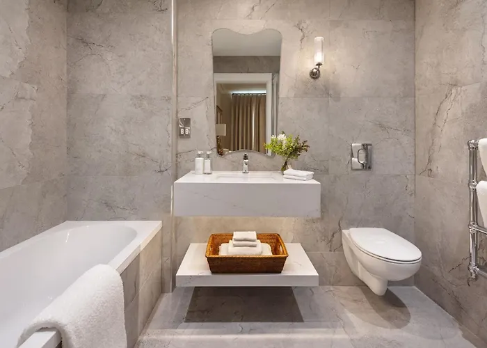 Royal Townhouse 호텔 4*