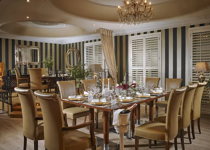 Royal Townhouse 4* 킬라니