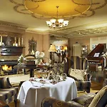 Royal Townhouse Hotel 4*